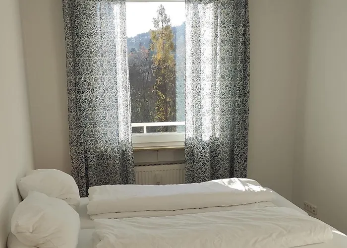 Apartman Eleonoras In Stadt Am Park Mit Balkon Inklusive Eigenen Parkplaetzen Vor Der Tuer *